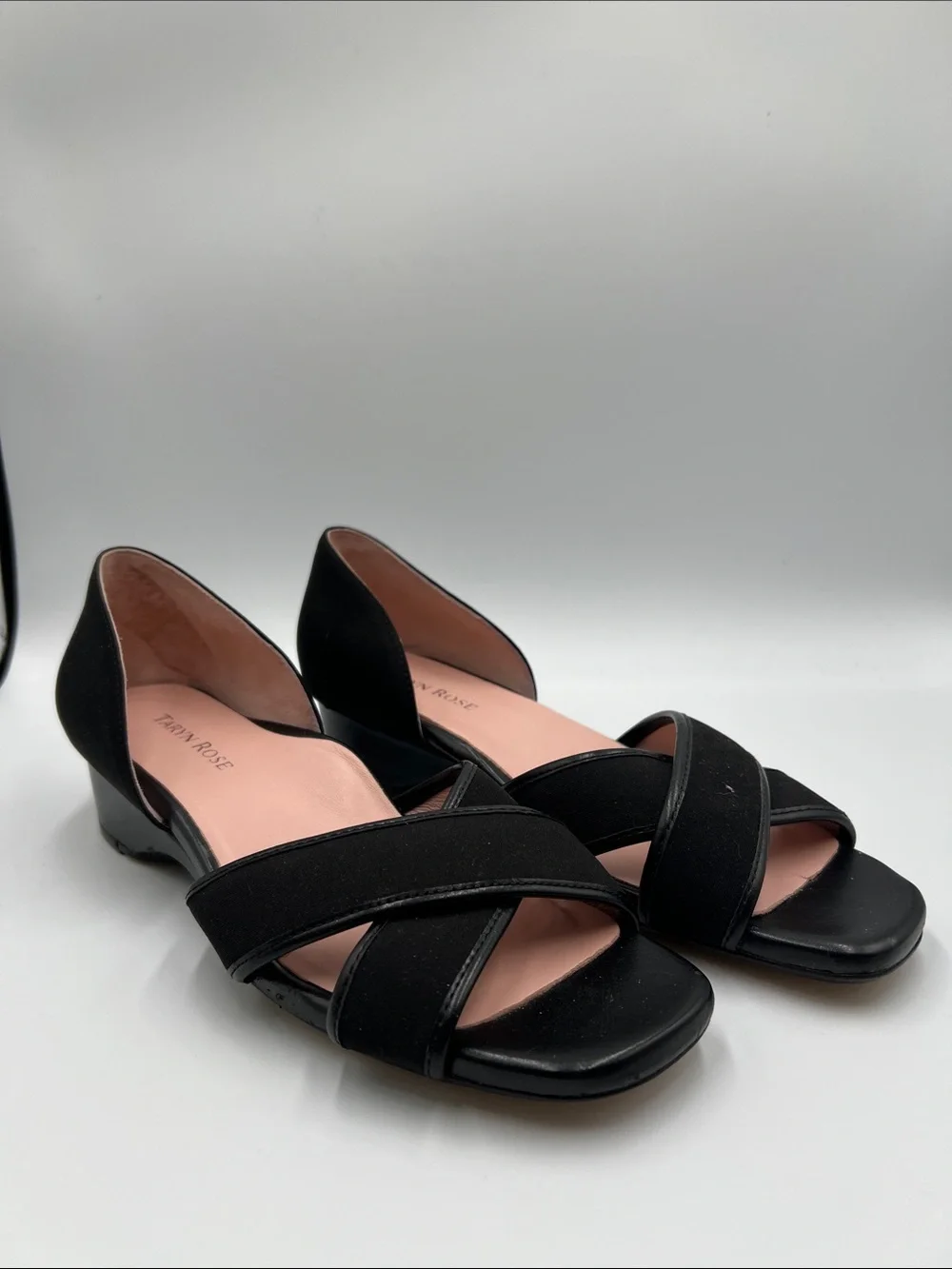Taryn Rose Kaida d'orsay wedge sandal black comfort criss cross shoe women 9.5